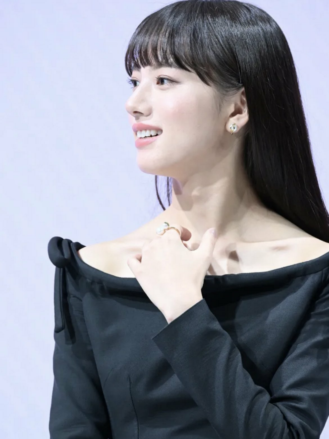 小芝風花、清原果耶と共演！「霊媒探偵・城塚翡翠」で“霊媒探偵”のアシスタントに