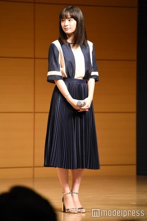 顔タイプ・パーソナルカラー・骨格をフルで活かした画像が見たい！