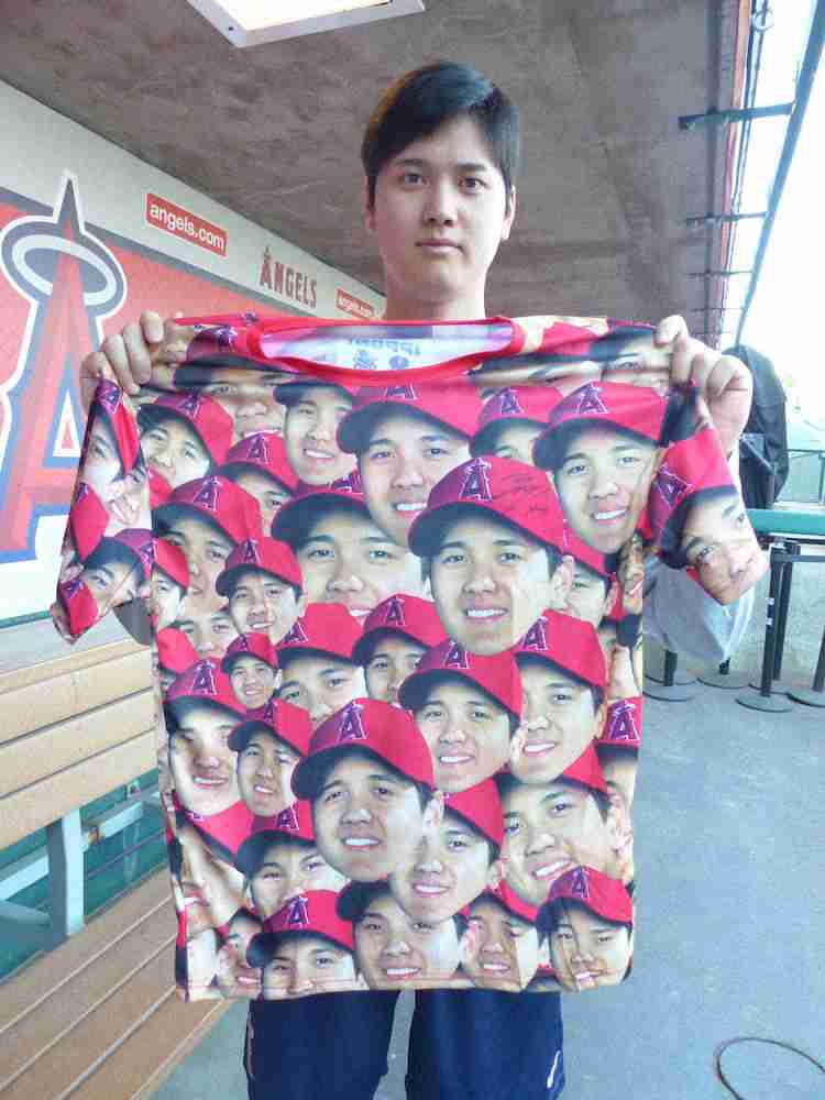 おもしろいTシャツが集まるトピ👕
