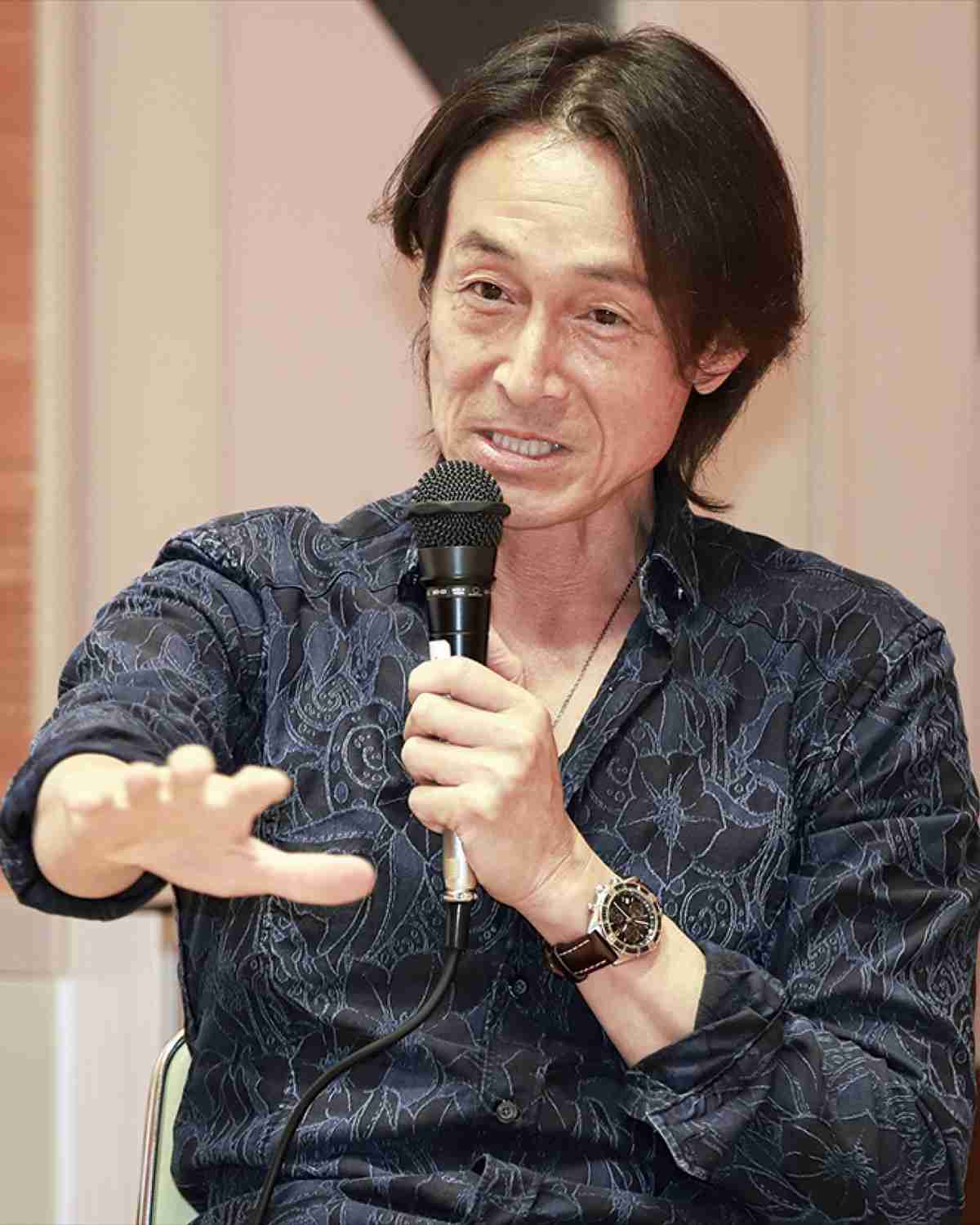 平子理沙、セクシーすぎる!黒ランジェリー姿で大胆美ボディ公開