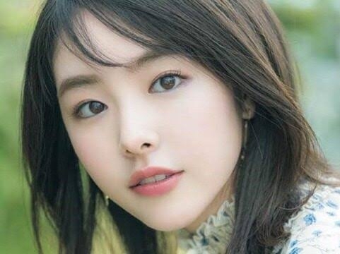 唐田えりか、Netflix『極悪女王』でプロレスラー役に挑戦!椅子で殴られ、首絞めシーンはNG連発でグッタリ、エキストラの本気の悲鳴が響く