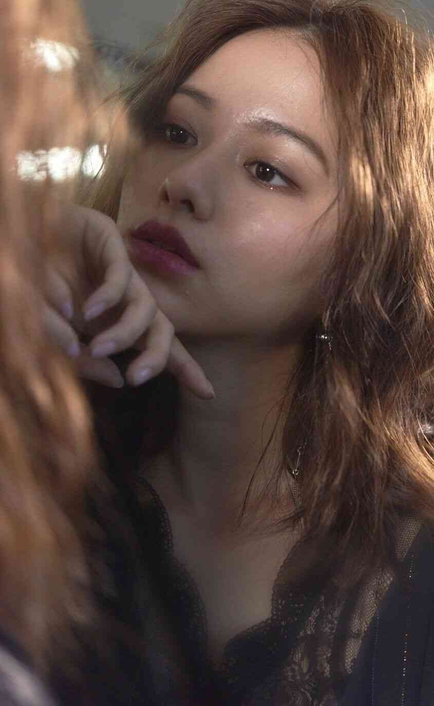 かっこいい女性の画像を貼るトピ