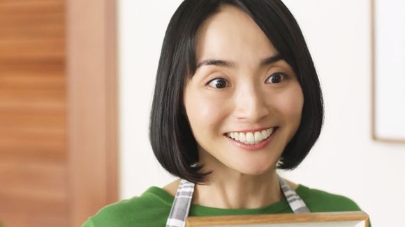 くぼみ目さんのアイメイク