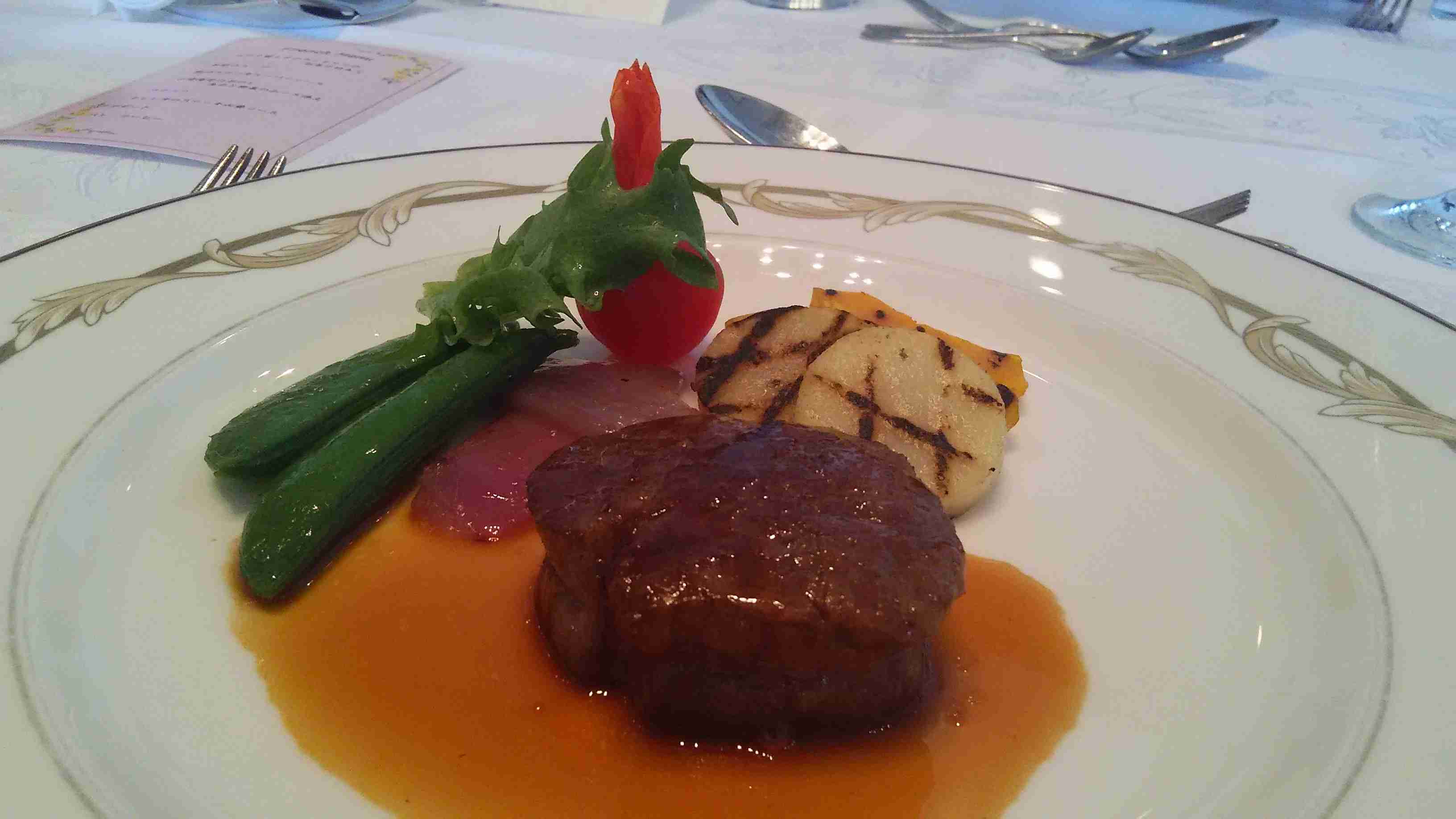 携帯に保存してある豪華な料理の画像見せて下さい!