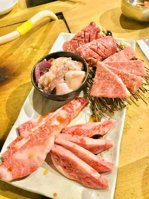 携帯に保存してある豪華な料理の画像見せて下さい!
