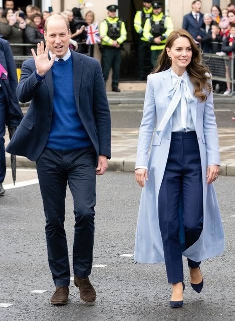 ヘンリー王子＆メーガン妃が新ポートレート発表　専門家はタイミングやポーズに注目