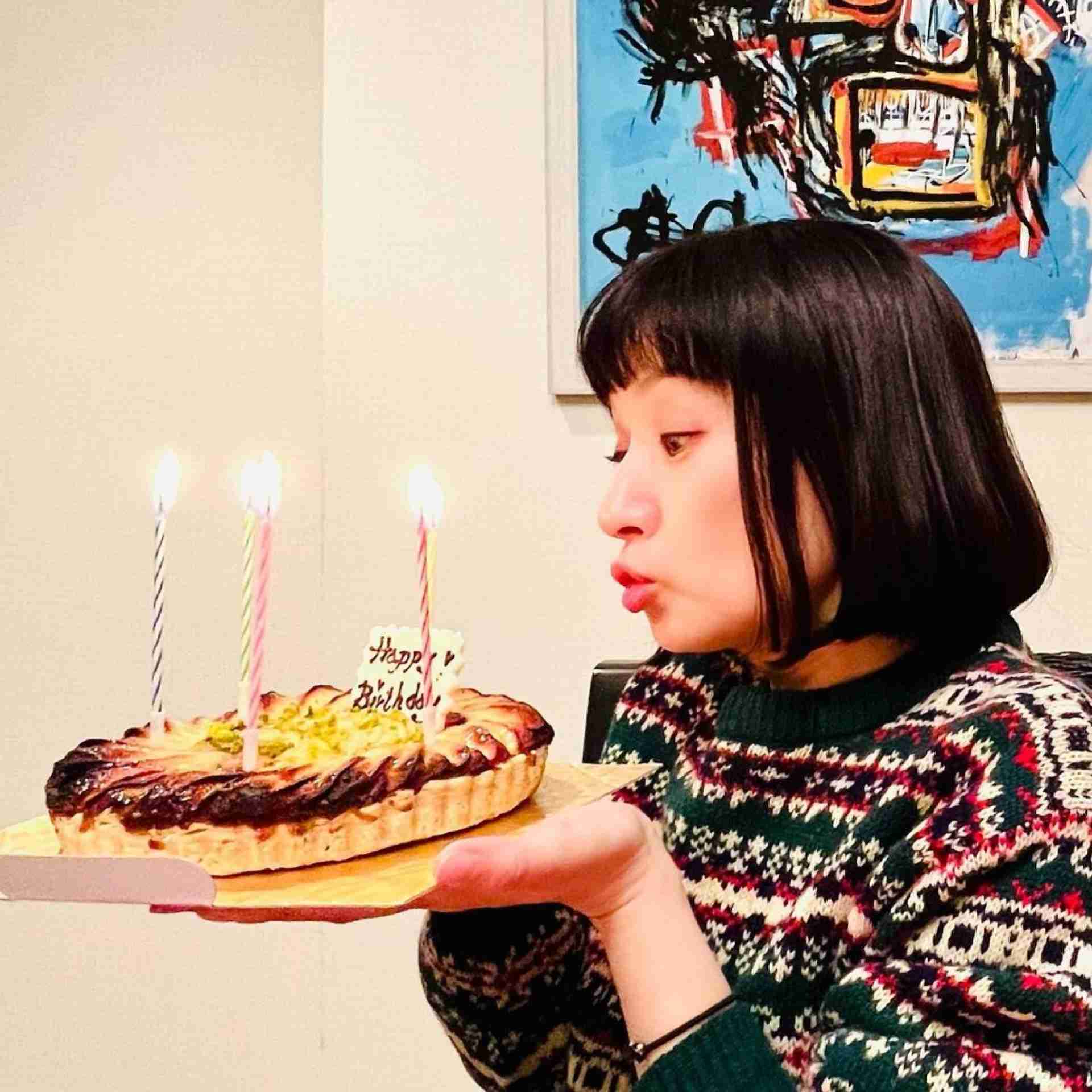 芸能界以外の仕事挑戦を発表の千秋、51歳誕生日「とにかく若い」「ライフスタイル憧れ」と祝福の声