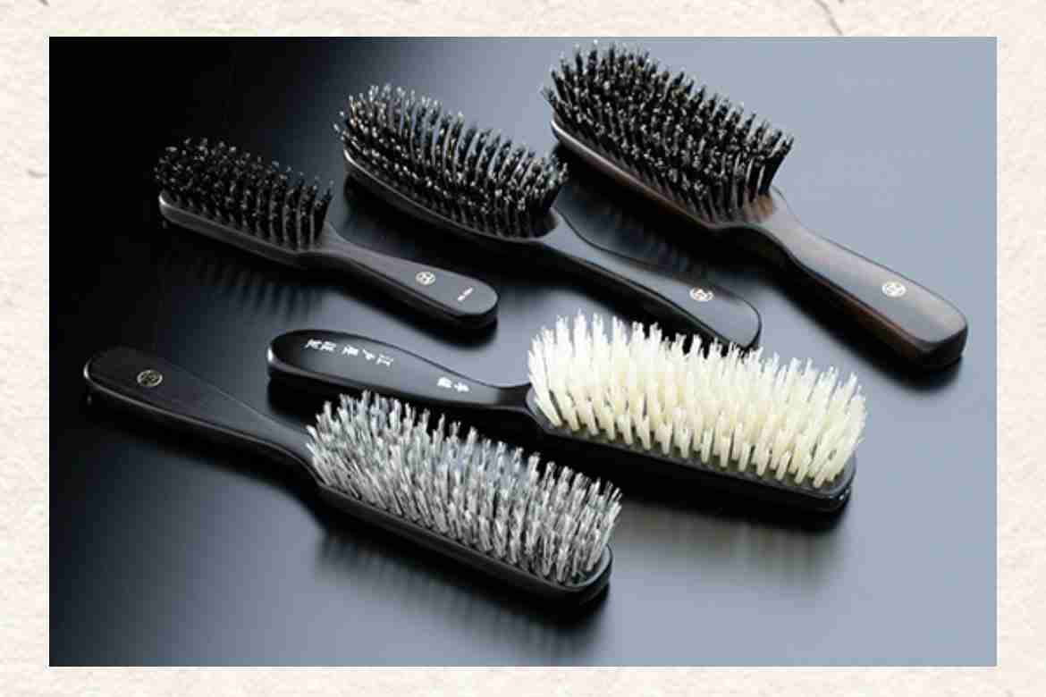 オススメのヘアブラシは？豚毛猪など