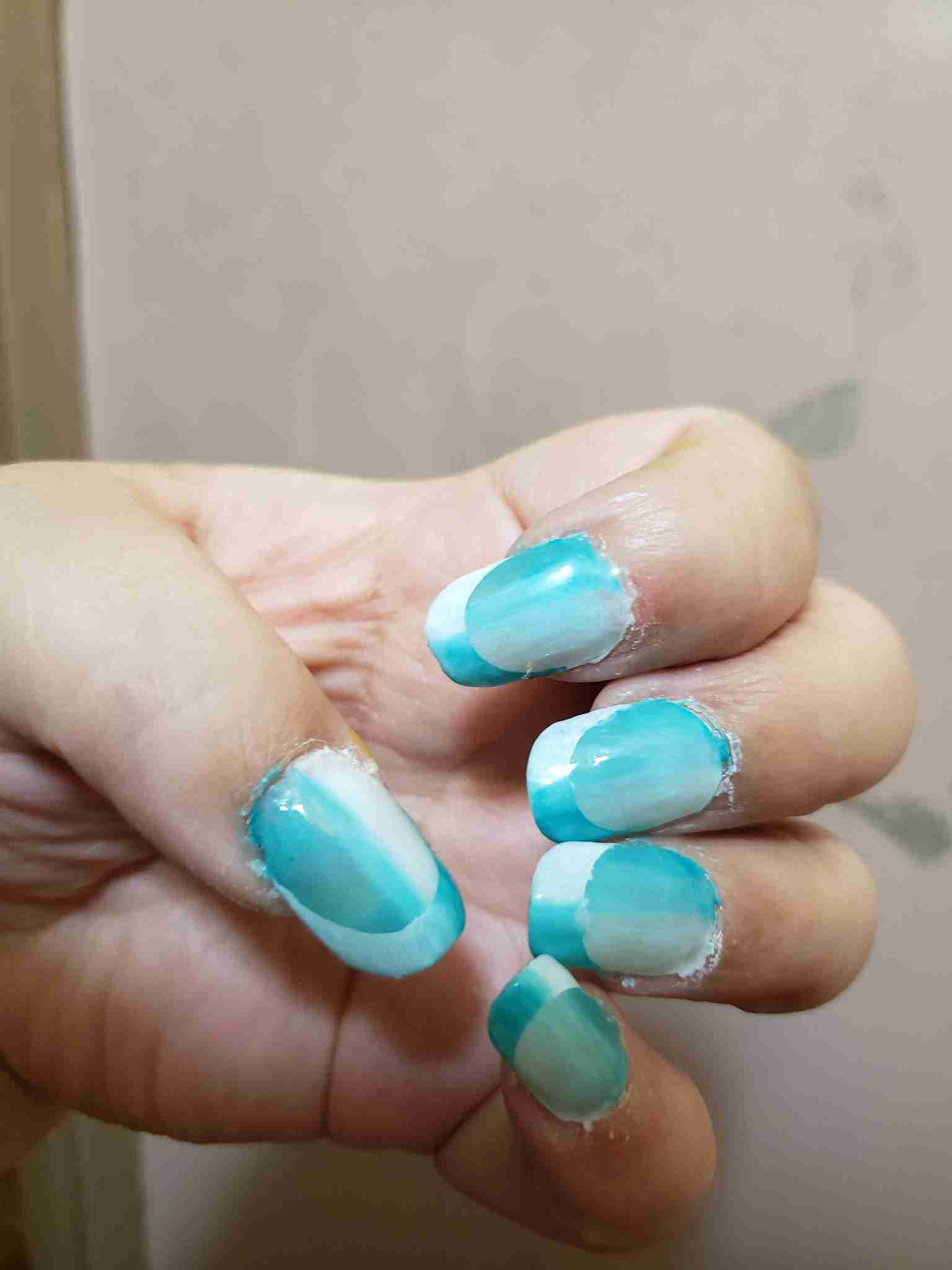 明日美容室やネイル、エステに行く人〜💅💇♀️💆♀️