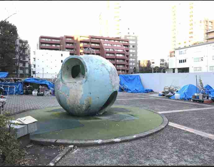 渋谷区、予告なく公園閉鎖　「許せない」路上生活者の支援者が抗議