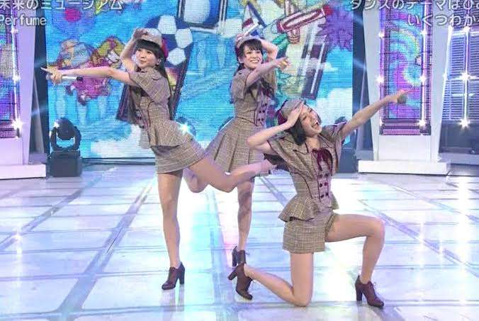 【日本人限定】女性アイドルの衣装を愛でよう