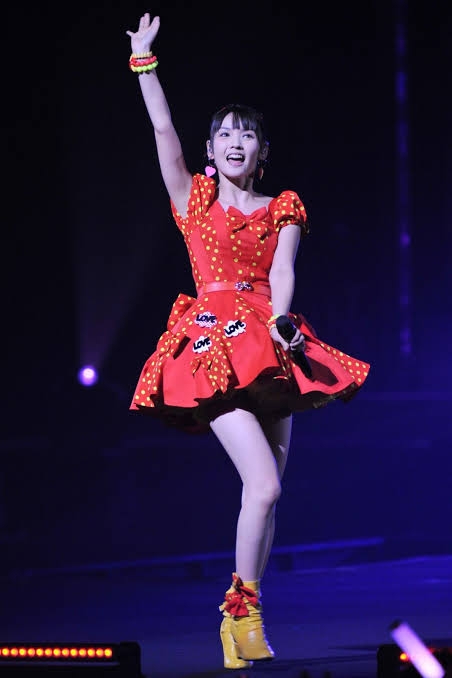 【日本人限定】女性アイドルの衣装を愛でよう