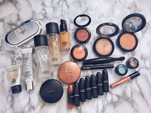 MACコスメ好きな人