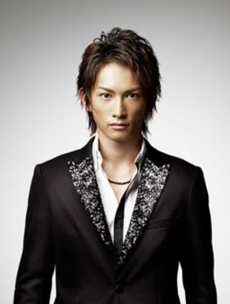 町田啓太、10年前の写真公開に照れ笑い「眉毛ほっそいですね」