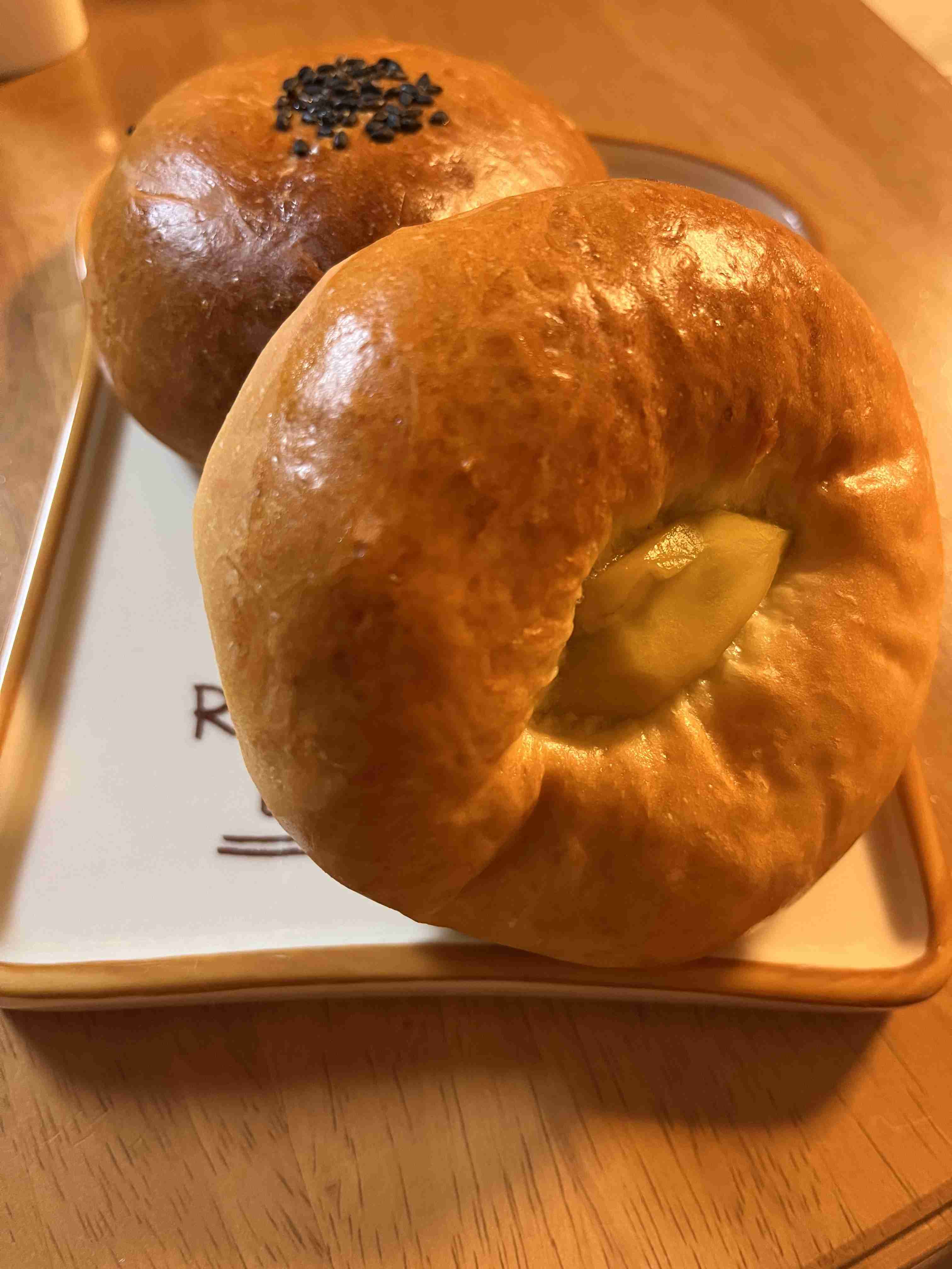 🥐今日パン食べた人🍞