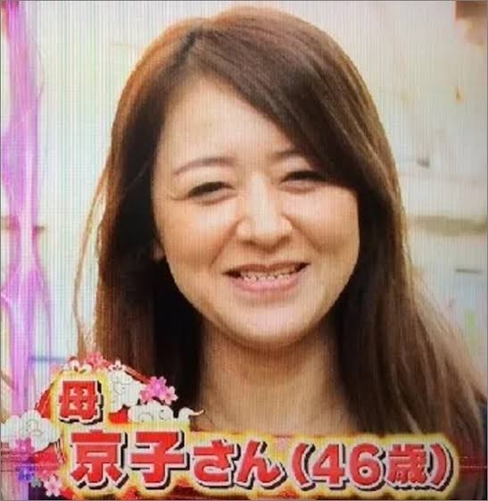 結婚したみちょぱの母・京子さんが「美人すぎ」「そっくり」「女優さんかと」と話題