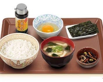 マック、吉野家、はなまるうどん　「ワンコインで食事」をいつまでキープできるか