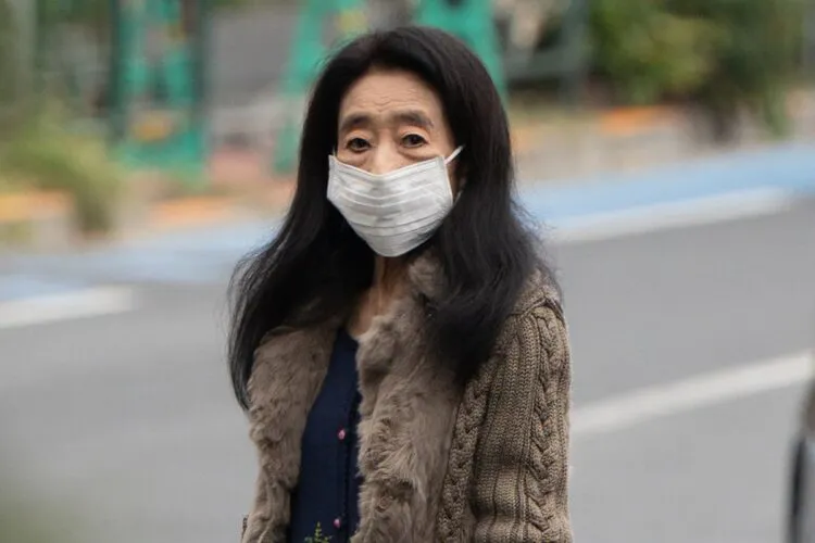 癖毛の方、どんなヘアスタイルにしていますか?