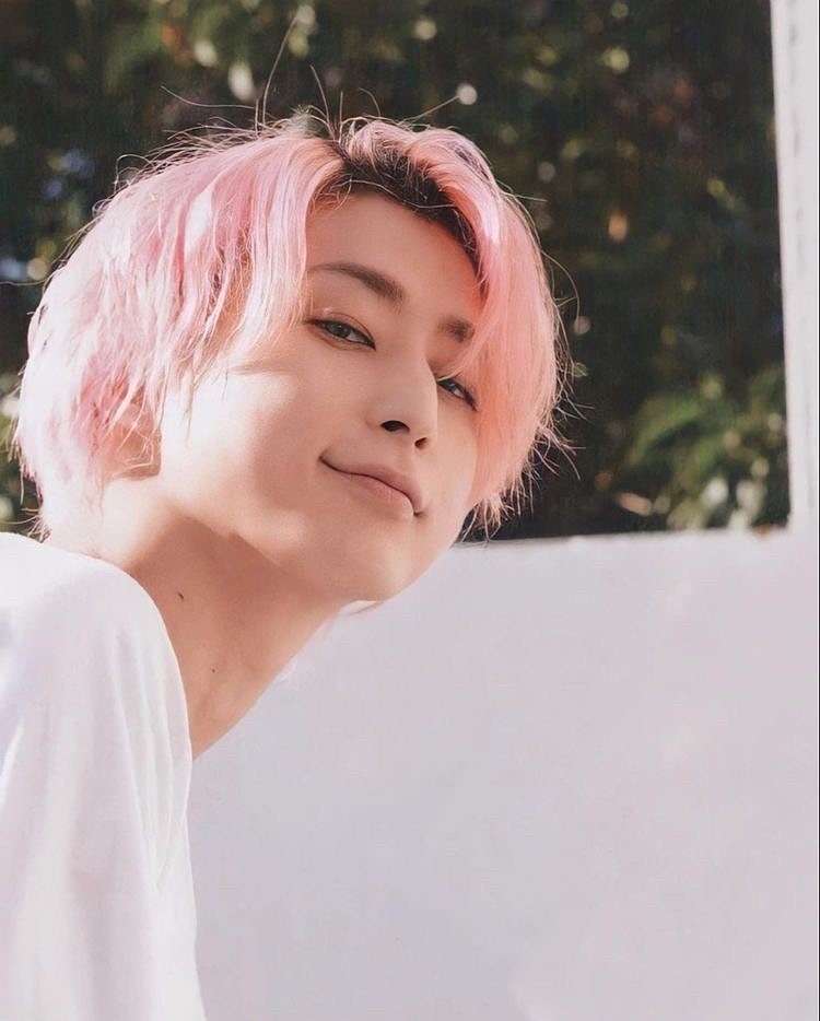 癖毛の方、どんなヘアスタイルにしていますか?