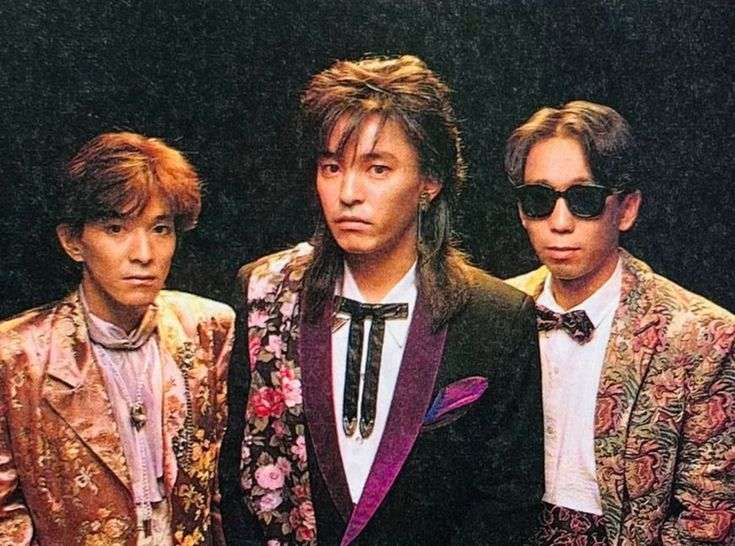 小室哲哉、宇都宮隆＆木根尚登との“TM”ショットに反響！全員60代「変わらない」「カッコイイ」