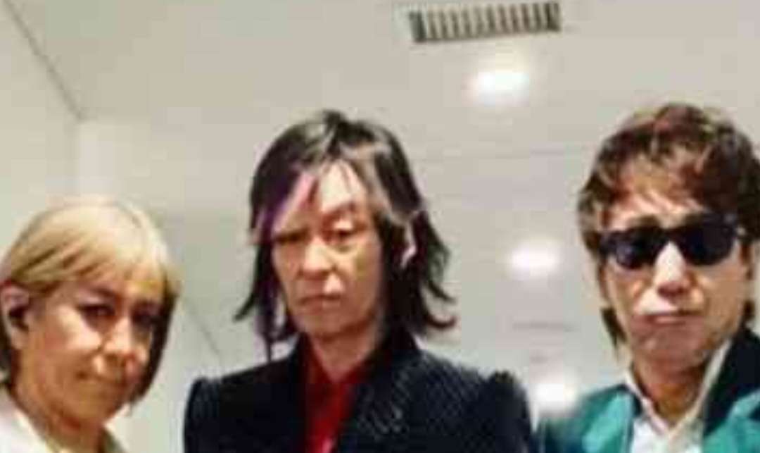 小室哲哉、宇都宮隆＆木根尚登との“TM”ショットに反響！全員60代「変わらない」「カッコイイ」
