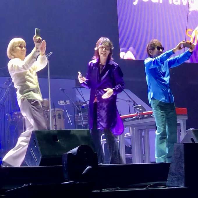 小室哲哉、宇都宮隆＆木根尚登との“TM”ショットに反響！全員60代「変わらない」「カッコイイ」