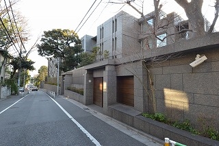 「サザエさん」が令和の世田谷区で暮らすなら、年収はいくら必要？