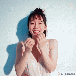広瀬すず 仏パリでルイヴィトンのスナップショット公開 「最強」「すごい絵になるな」と絶賛の声