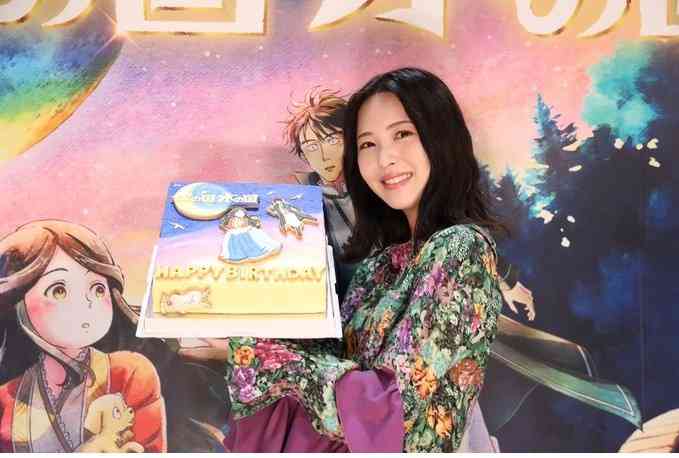 広瀬すず 仏パリでルイヴィトンのスナップショット公開 「最強」「すごい絵になるな」と絶賛の声