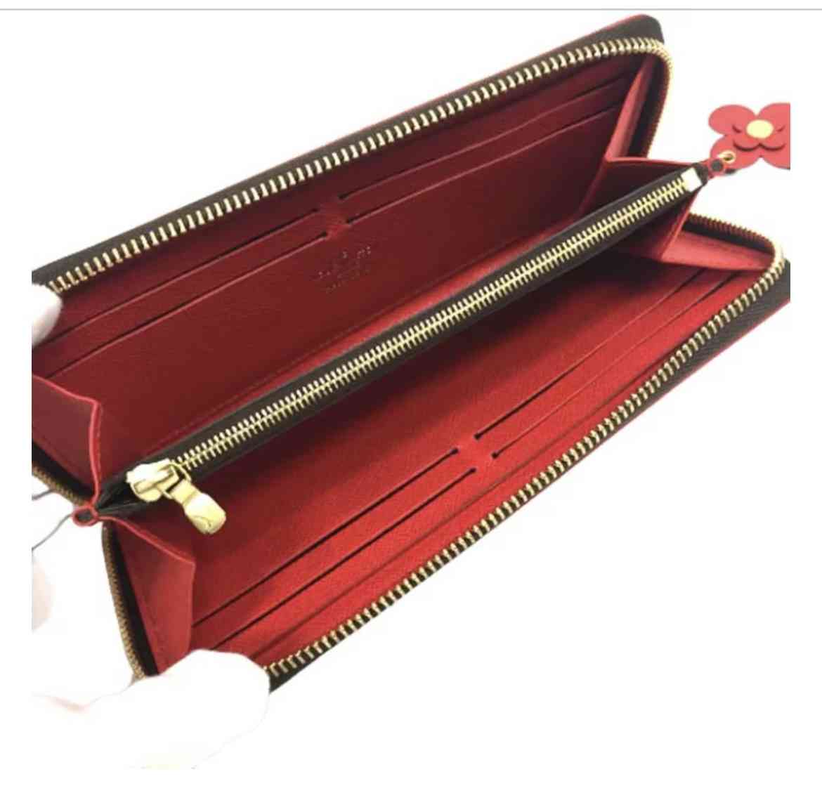 お財布見せて下さい！