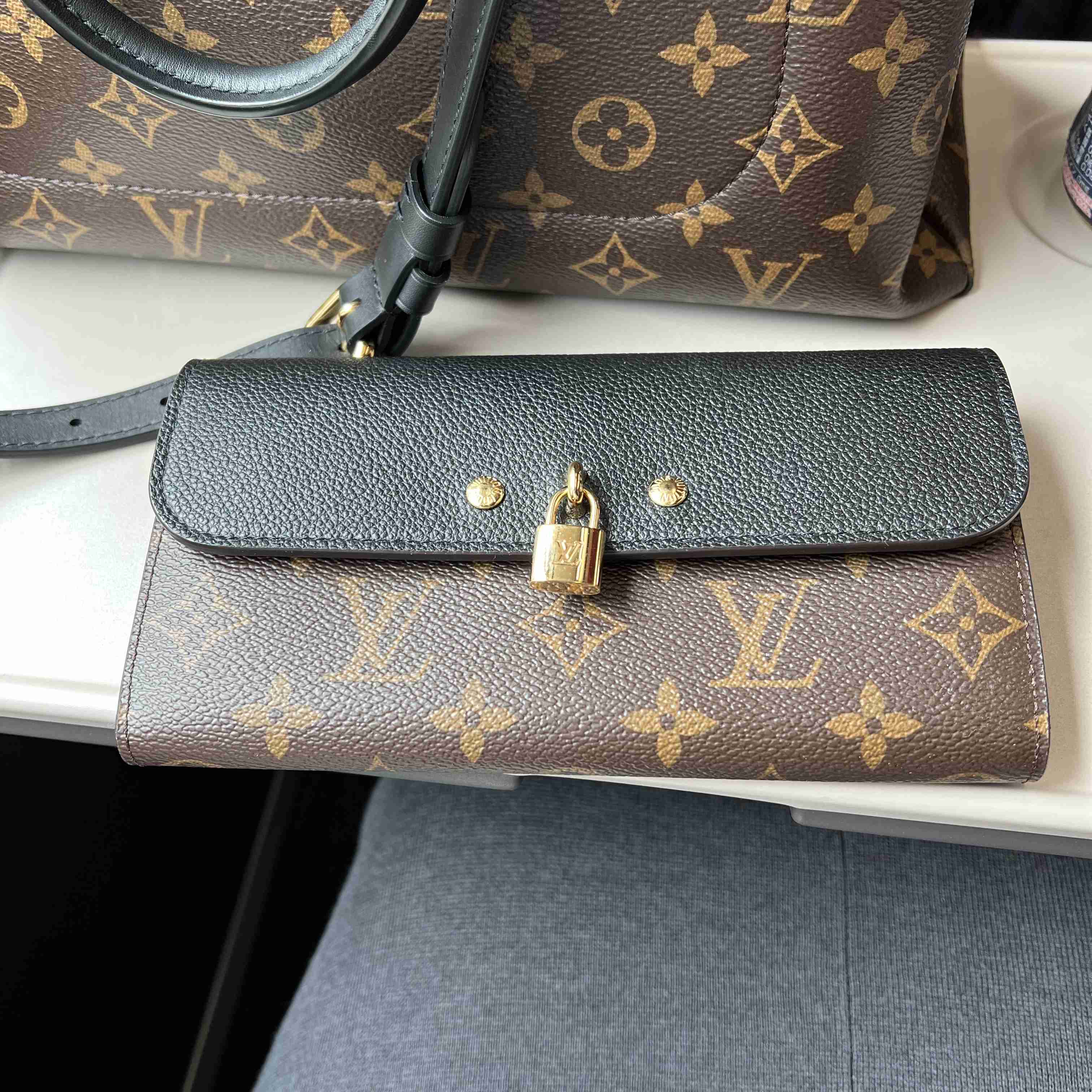 お財布見せて下さい！