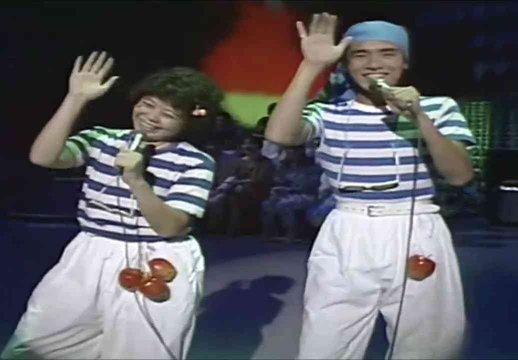 【しま】ボーダーを着た有名人が見たい【しま】