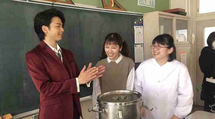 小芝風花　“お兄ちゃん”と慕うイケメン俳優の存在明かす「プライベートの相談もします」