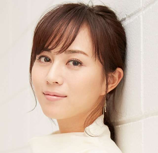 比嘉愛未 「まだ結婚してないの?」への違和感 結婚は「人それぞれのタイミング、巡り合わせだと思う」