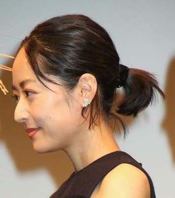 「鼻のせいで顔が台無し」と言われる女性、「何一つ変えるつもりはない」と反論