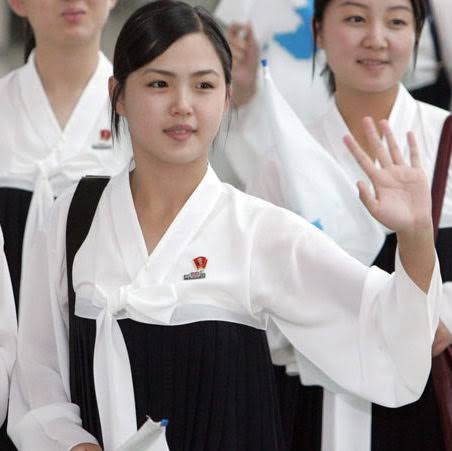 金正恩氏、娘連れで発射実験指導　「核には核で対抗」