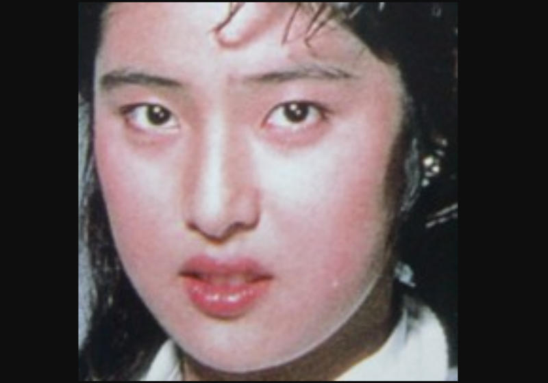 若いときのヘアスタイルと今現在のヘアスタイルはかなり違いますか？それとも変わらない？