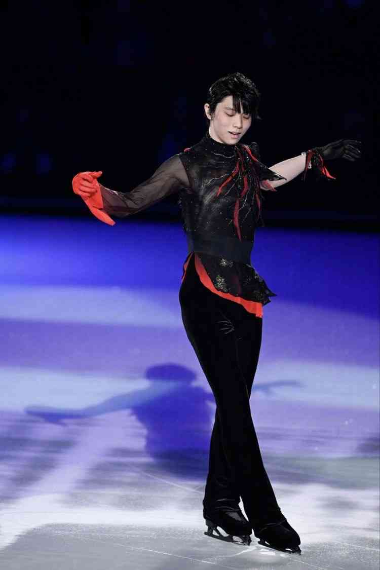 羽生結弦選手、これからについて語る「フィギュアスケートの限界を超えていけるように」 初の単独公演リポートも