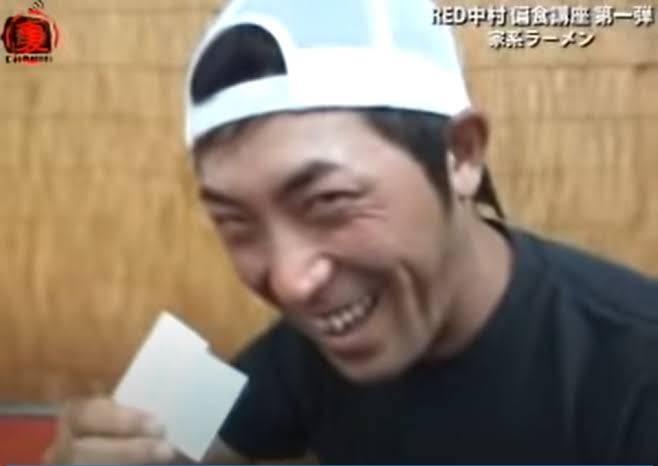 皆さんは家系ラーメン派？二郎系ラーメン派？