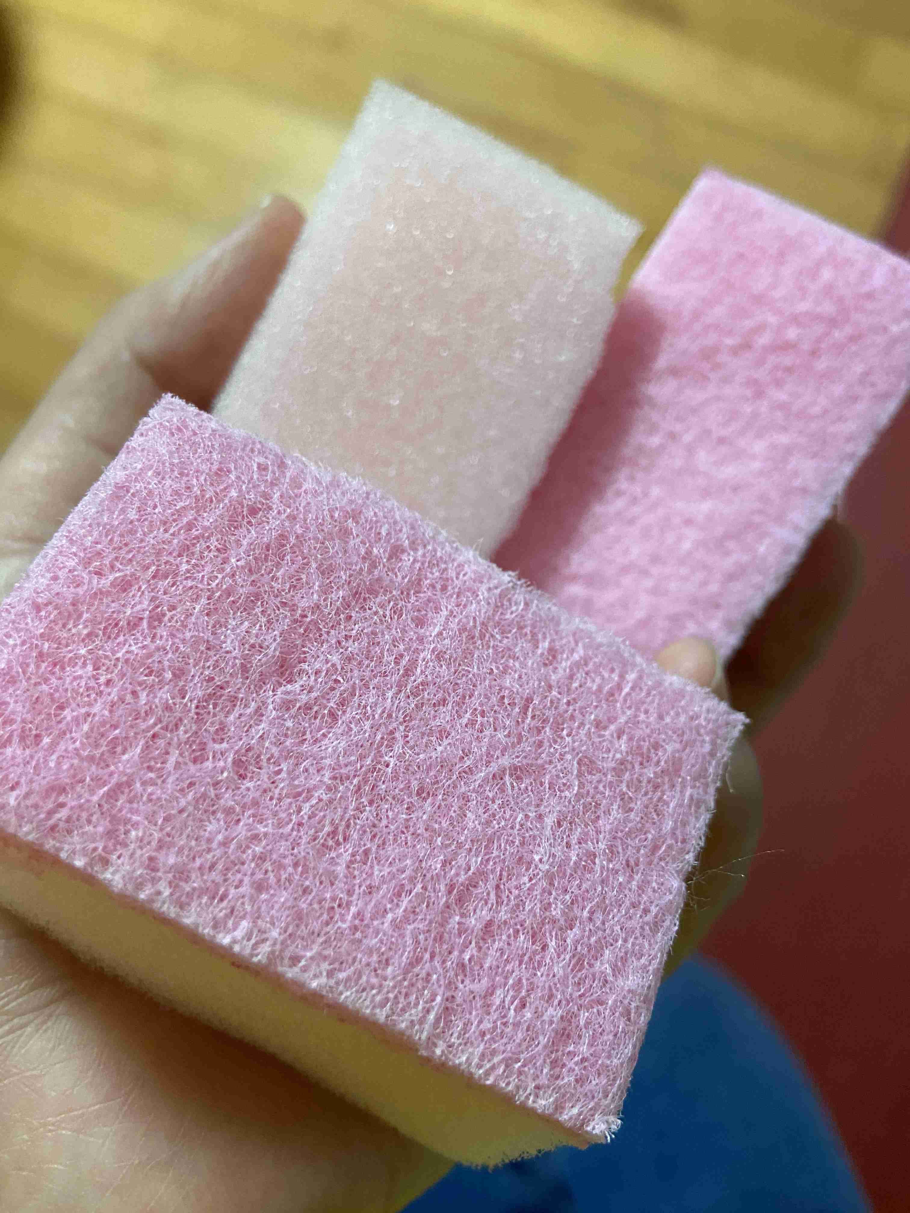 キッチン用スポンジの寿命は5日間　掃除のプロが教える理由とは　最後はトイレで活用