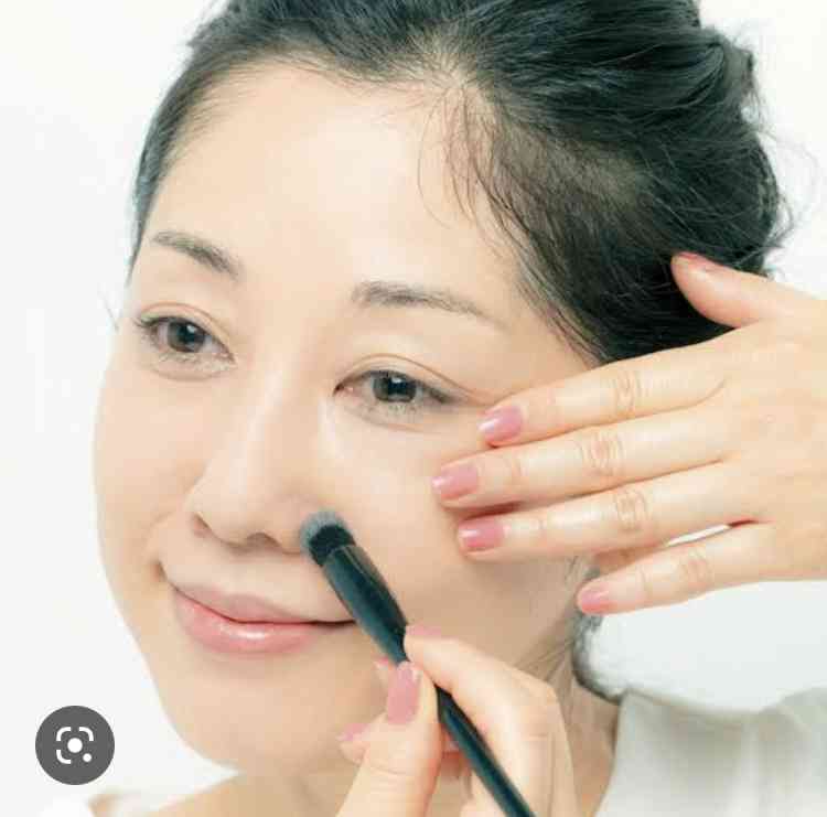 肌の汚い人のファンデーション