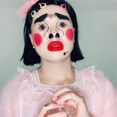 自分の好みをかいたらお勧めYouTuberを誰かが教えてくれるトピ