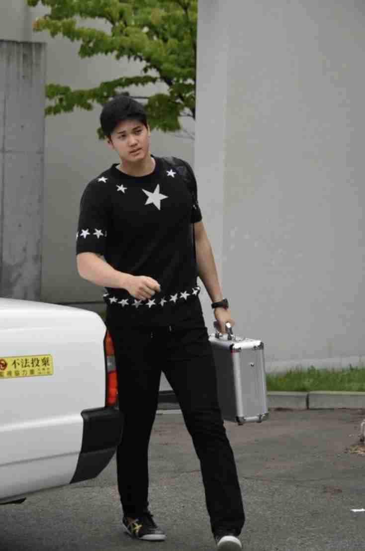 杉咲花にベストドレッサー賞「とても、すてきな賞をいただいて、うれしいです」