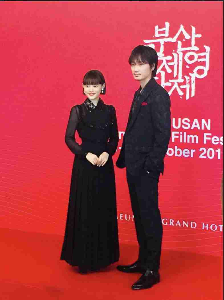 杉咲花にベストドレッサー賞「とても、すてきな賞をいただいて、うれしいです」