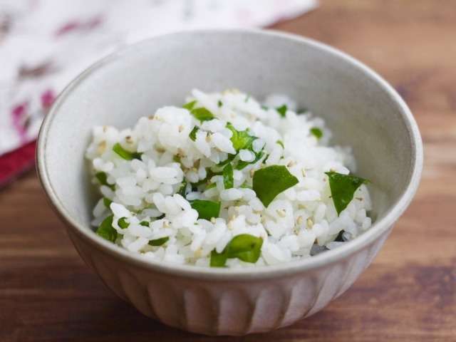 「給食で好きなメニュー」小中学生2000人調査、2位は「フルーツポンチ」、1位は？