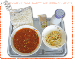 「給食で好きなメニュー」小中学生2000人調査、2位は「フルーツポンチ」、1位は？