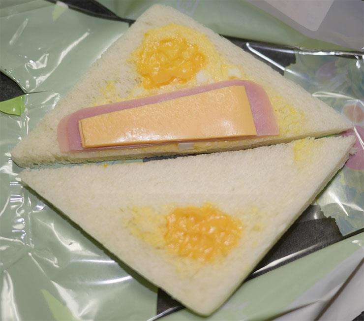 ひろゆき氏 サンド具少ない問題に「大手のコンビニですら客をだます行為を問題だと感じてない」