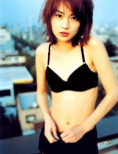 長谷川京子