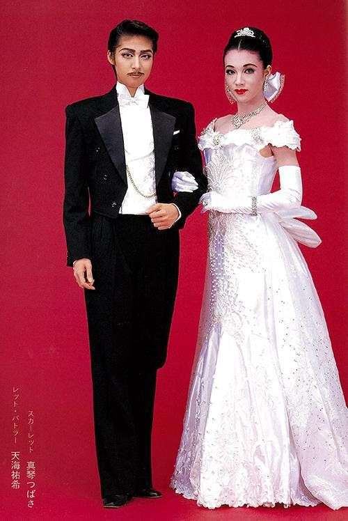 宝塚スターの全身画像が見たい　Part 3