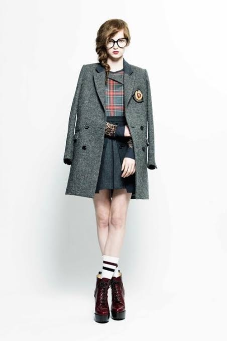 品の良さと抜け感を持ちあわせる♡ 『プレッピースタイル』に必須なアイテムとは?